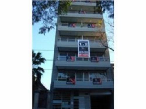 Caracas 1200 en Flores